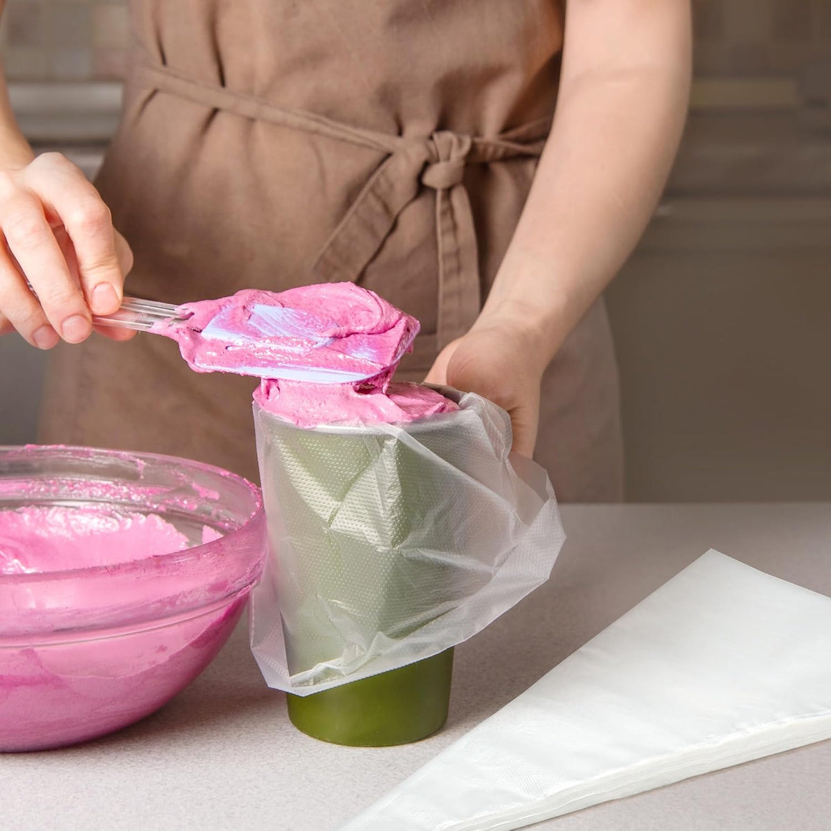 LotFancy 24 Inch Extra Large Piping Bags Disposable, 100pcs Icing Bags