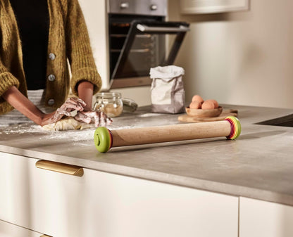 Joseph Joseph PrecisionPin - Rolling Pin with adjustable pastry thickness, Baking and dough rollers, Beech Wood, Multicolor